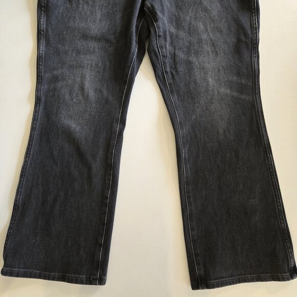Sz 33 Banana Republic high rise crop boot cut black faded EUC - Picture 8 of 14